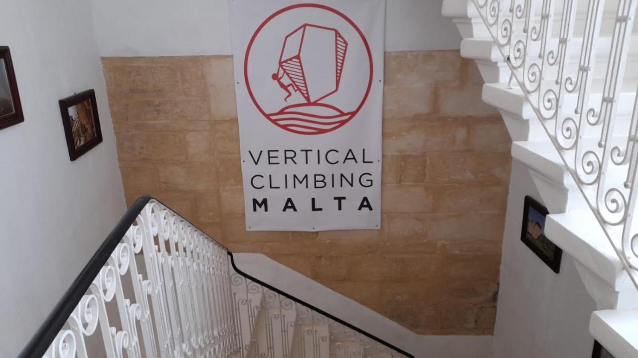 Vertical Climbing Malta Qrendi エクステリア 写真