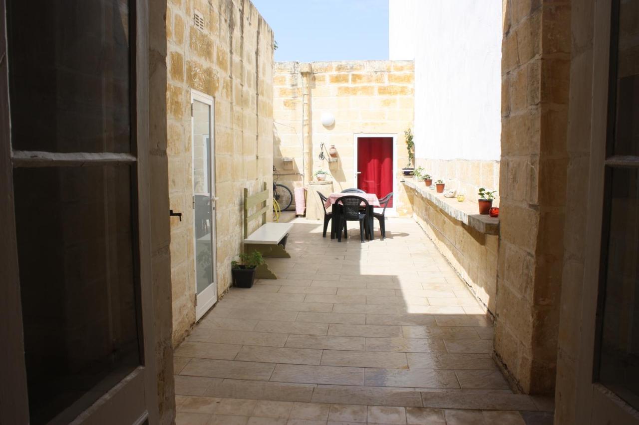 Vertical Climbing Malta Qrendi エクステリア 写真